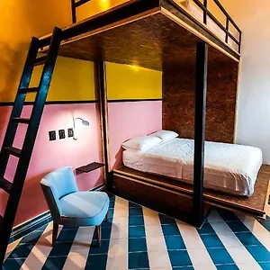  Hostal Casa Movida