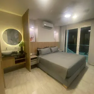 3* Hotel Miami - Luxury